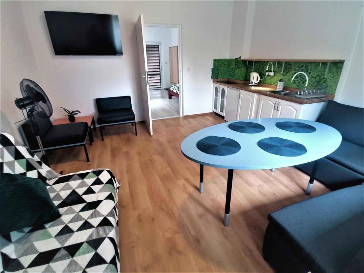 Chmarnik Apartment Polanczyk Luaran gambar